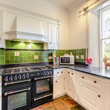 4 Bed In Oc-r34663