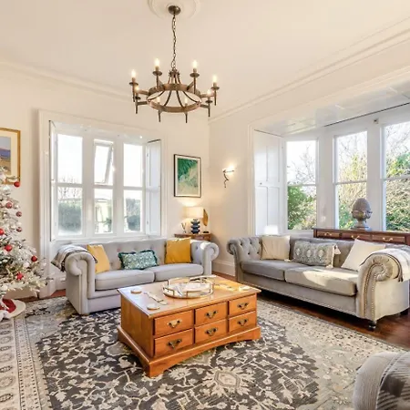 بيت للعطل 4 Bed In Oc-r34663