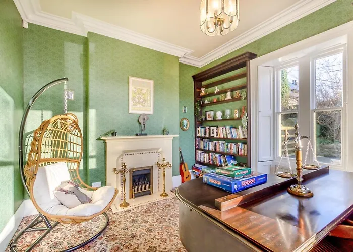 4 Bed In Oc-r34663 Great Clifton